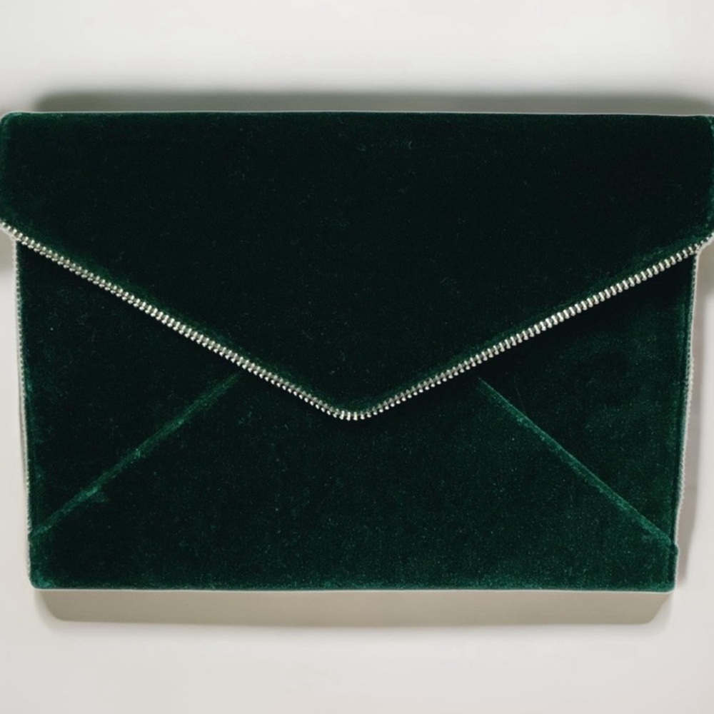 Rebecca Minkoff Emerald green suede envelope clutch NWOT